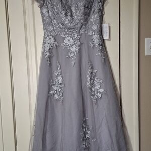 Gray Floral Lace Midi Dress